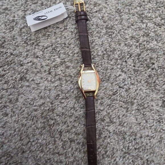 Brand new NineWest womans Watch - Picture 2 of 5
